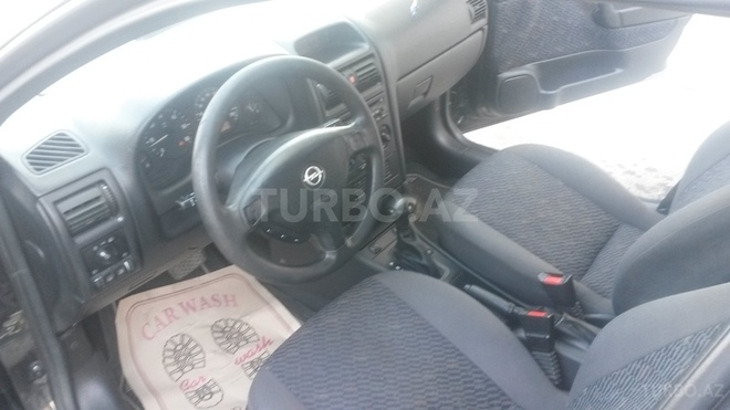 Opel Astra 2001, 240,000 km - 2.0 l - Bakı
