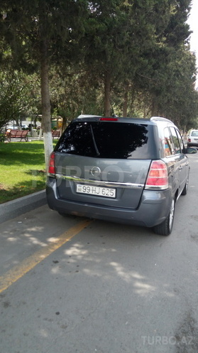 Opel Zafira 2005, 240,000 km - 2.2 l - Bakı