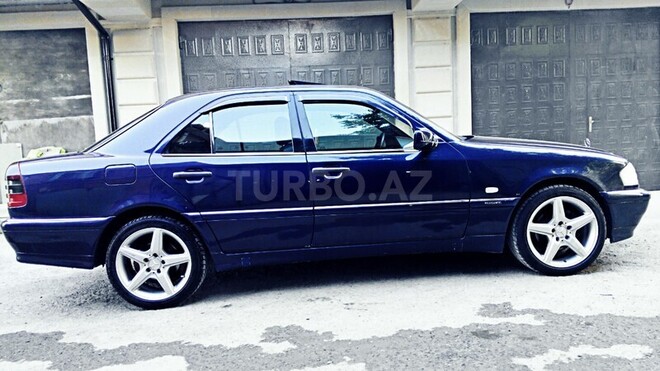 Mercedes C 230 1999, 240,000 km - 2.3 l - Bakı