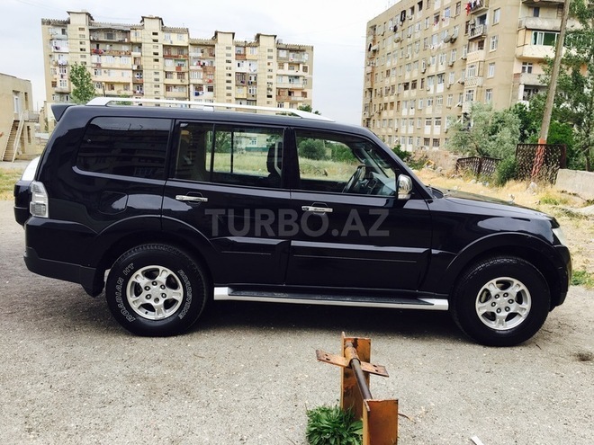 Mitsubishi Pajero 2007, 181,000 km - 3.0 l - Bakı