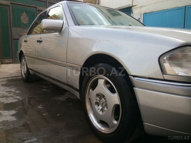 Mercedes C 230 1997, 225,000 km - 2.3 l - Bakı