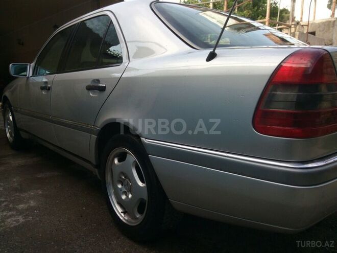 Mercedes C 230 1997, 225,000 km - 2.3 l - Bakı