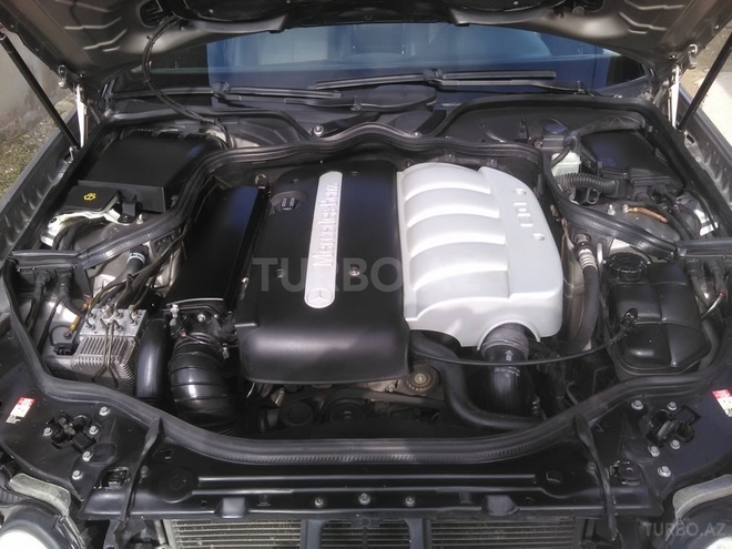 Mercedes E 220 2002, 315,000 km - 2.2 l - Bakı