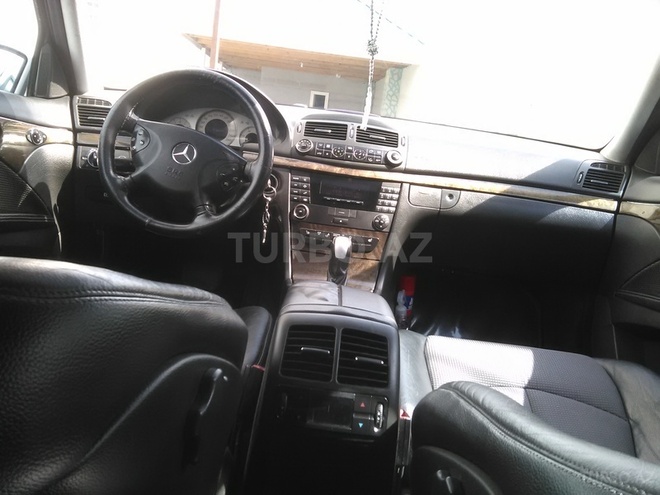 Mercedes E 220 2002, 315,000 km - 2.2 l - Bakı