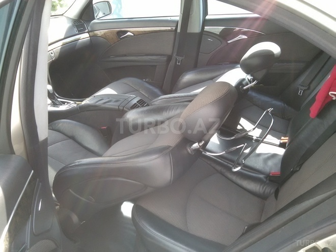 Mercedes E 220 2002, 315,000 km - 2.2 l - Bakı