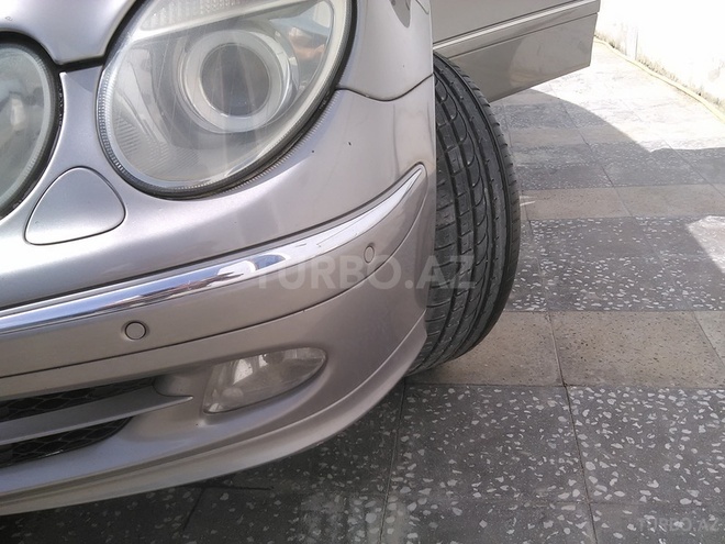 Mercedes E 220 2002, 315,000 km - 2.2 l - Bakı