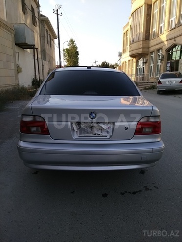 BMW 525 2002, 235,000 km - 2.5 л - Bakı