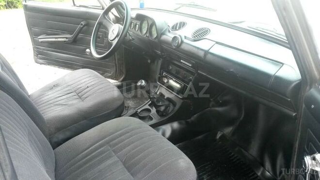 LADA (VAZ) 2106 1980, 99,000 km - 1.3 l - Zaqatala
