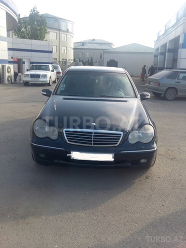 Mercedes C 240 2000, 290,000 km - 2.6 l - Bakı