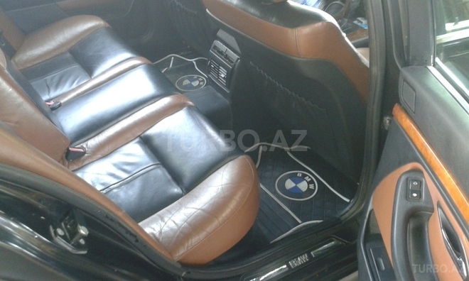 BMW 523 1997, 285,000 km - 2.5 l - Bakı