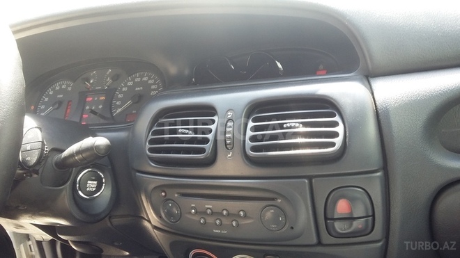 Renault Megane 2002, 219,668 km - 1.6 l - Bakı