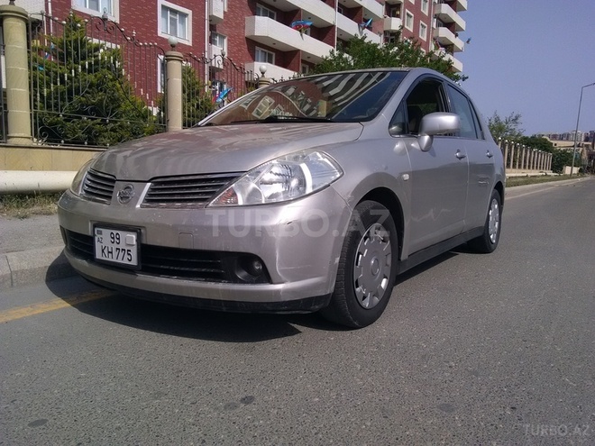 Nissan Tiida 2006, 247,000 km - 1.6 l - Bakı
