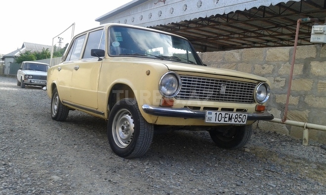 LADA (VAZ) 21011 1986, 300,000 km - 1.2 l - Şirvan