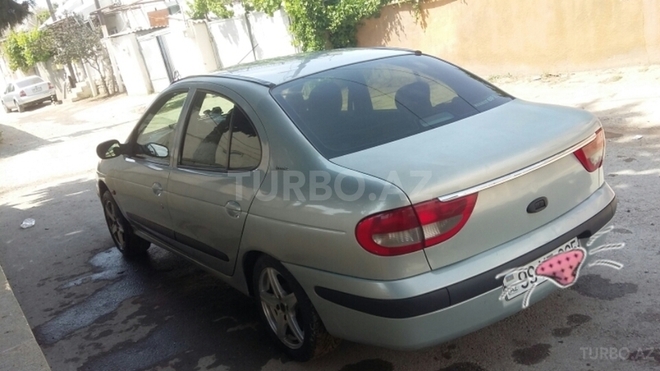 Renault Megane 2002, 219,000 km - 1.6 l - Bakı