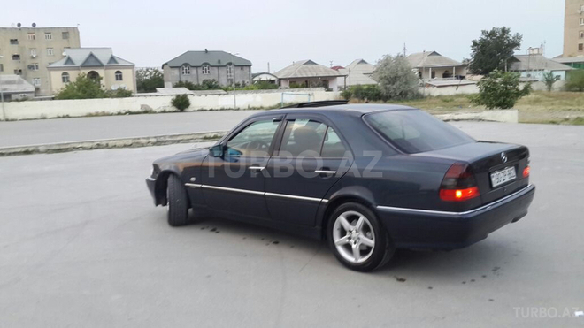 Mercedes C 240 1998, 258,000 km - 2.4 l - Bakı