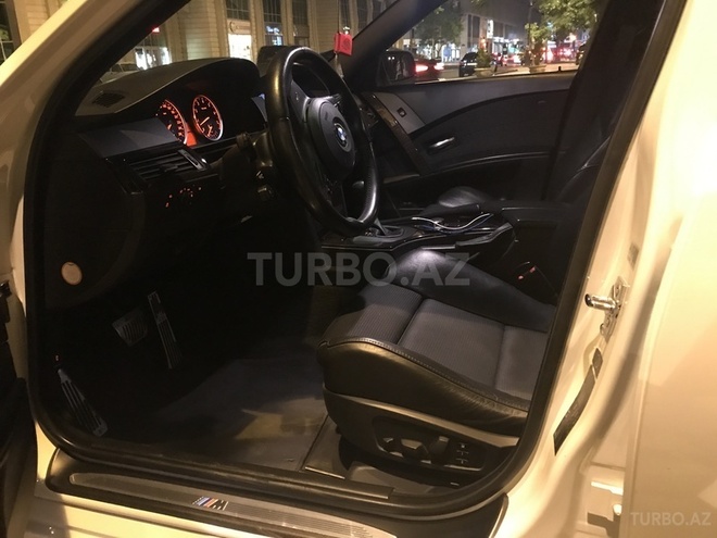 BMW 525 2006, 159,000 km - 2.5 l - Bakı