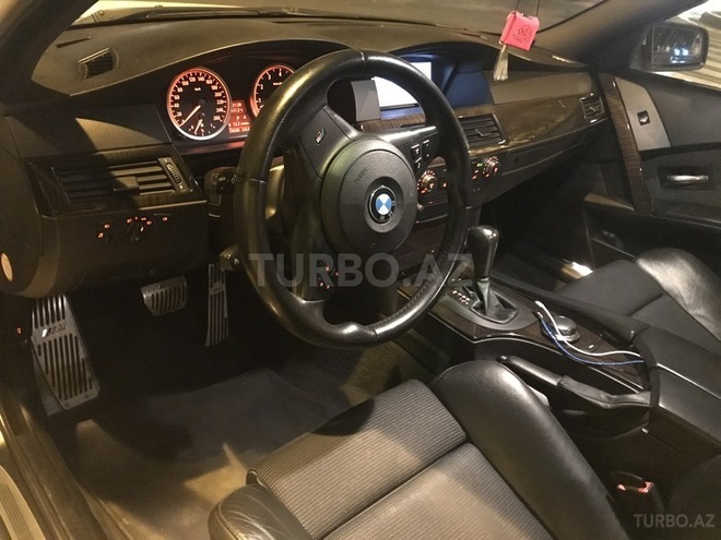 BMW 525 2006, 159,000 km - 2.5 l - Bakı
