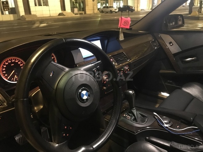 BMW 525 2006, 159,000 km - 2.5 l - Bakı