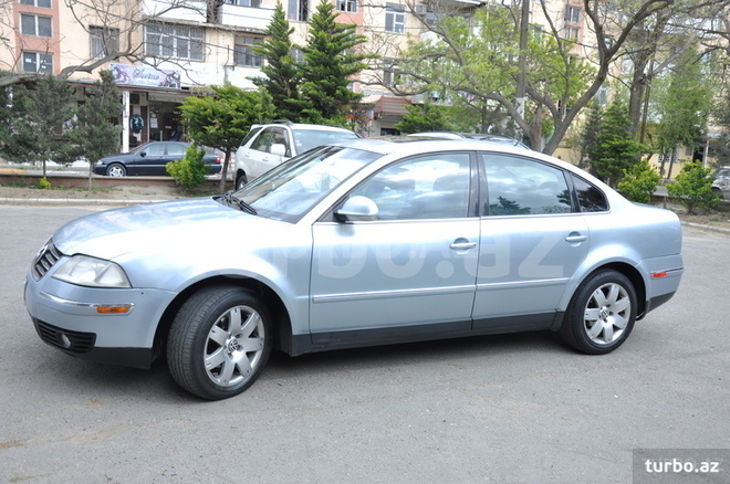 Volkswagen Passat 2004, 320,000 km - 1.8 л - Bakı