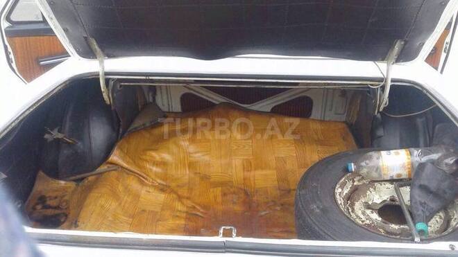 GAZ 24 1978, 456,789 km - 2.4 l - Bakı