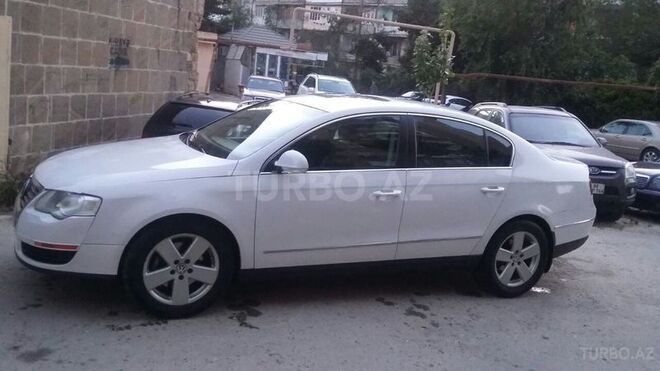 Volkswagen Passat 2008, 136,000 km - 2.0 l - Bakı