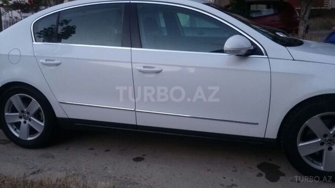 Volkswagen Passat 2008, 136,000 km - 2.0 l - Bakı
