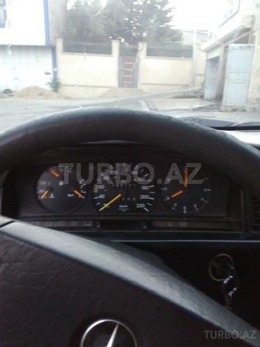 Mercedes 190 1991, 295,000 km - 1.8 л - Bakı