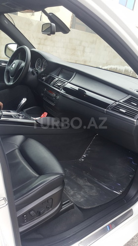 BMW X6 M 2010, 81,000 km - 4.4 l - Bakı