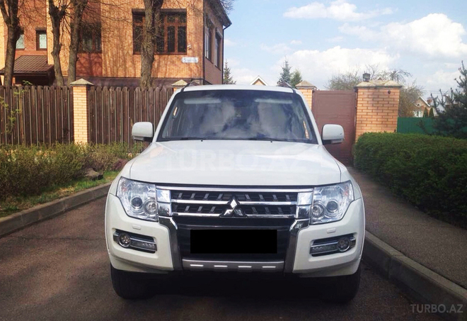 Mitsubishi Pajero 2015, 20,000 km - 3.0 л - Bakı