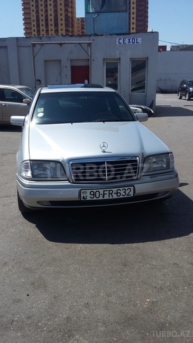 Mercedes  1996, 300 km - 2.2 l - Bakı