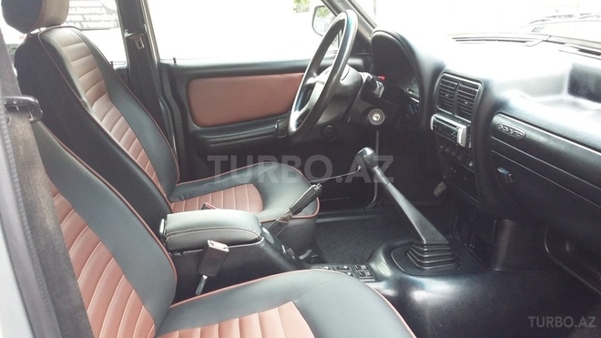 GAZ 31105 2005, 192,000 km - 2.3 l - Bakı