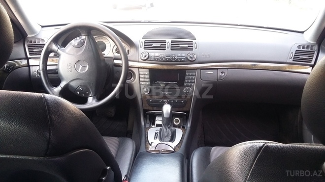 Mercedes E 200 2003, 195,000 km - 2.0 л - Bakı