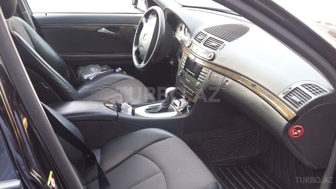 Mercedes E 200 2003, 195,000 km - 2.0 л - Bakı