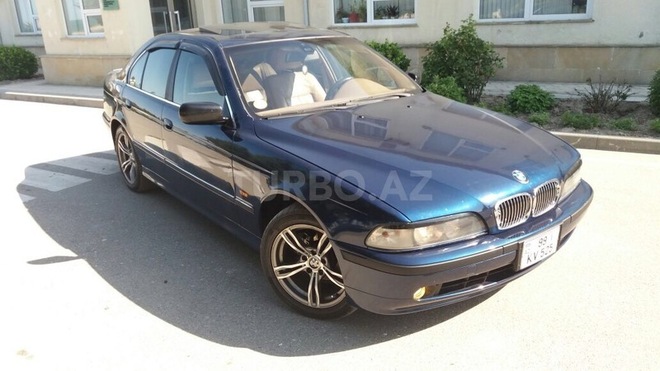 BMW 528 1998, 257,000 km - 2.8 l - Sumqayıt