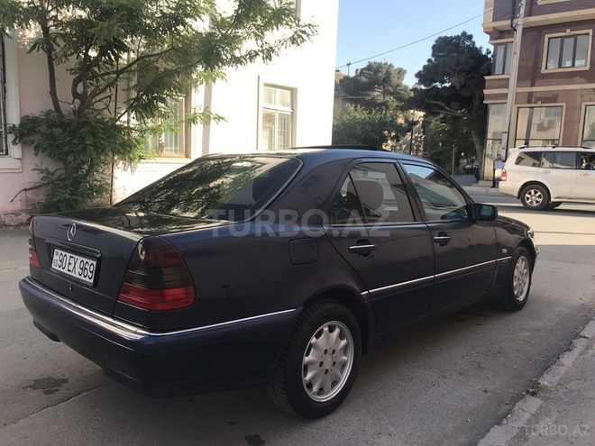 Mercedes C 180 1997, 330,000 km - 1.8 л - Bakı