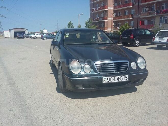 Mercedes E 240 1999, 193,000 km - 2.4 l - Bakı