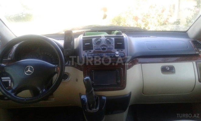 Mercedes Vito 2004, 333,000 km - 2.1 l - Bakı