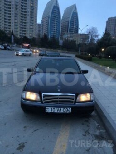 Mercedes C 200 1995, 2,800,000 km - 2.0 л - Bakı