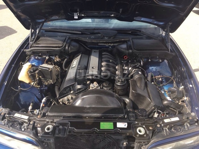 BMW 528 1998, 320,455 km - 2.8 l - Bakı