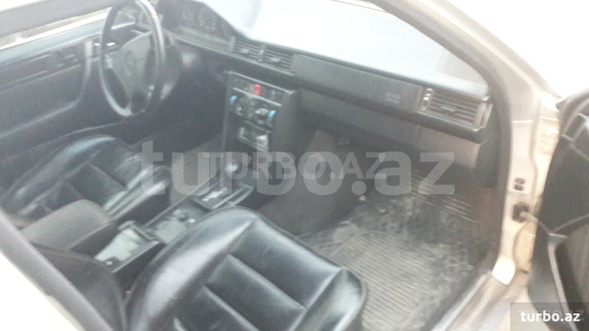 Mercedes E 320 1995, 325,000 km - 3.2 l - Bakı