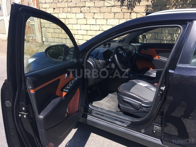 Kia Sportage 2011, 118,000 km - 2.0 l - Bakı