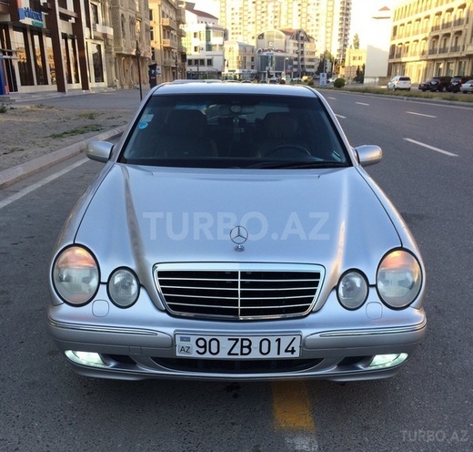 Mercedes E 240 1999, 193,700 km - 2.4 л - Bakı