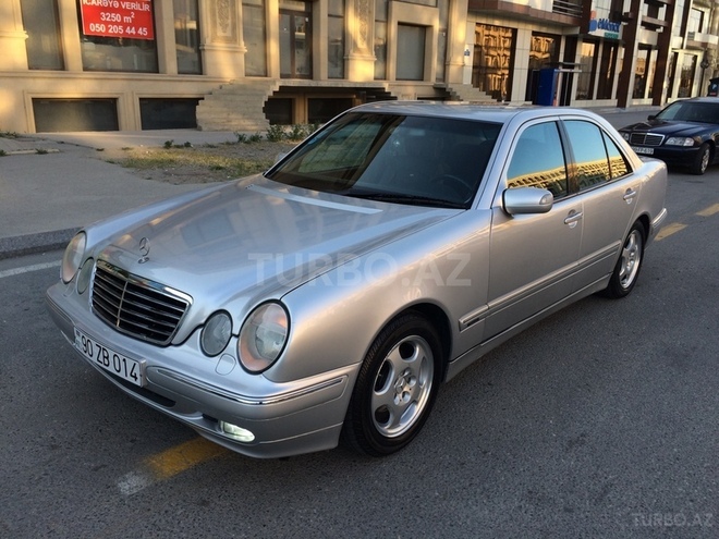 Mercedes E 240 1999, 193,700 km - 2.4 л - Bakı