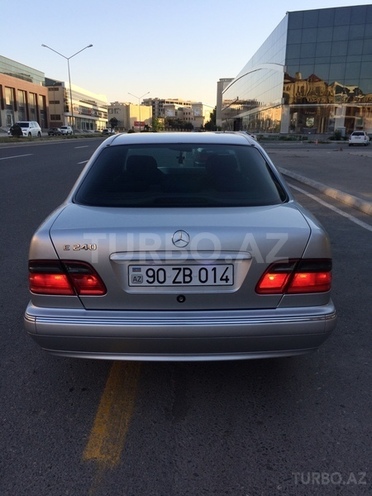 Mercedes E 240 1999, 193,700 km - 2.4 л - Bakı