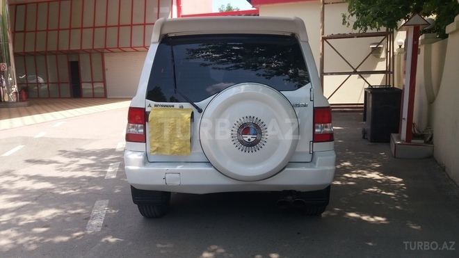 Mitsubishi Pajero io 1999, 180,000 km - 1.8 l - Mingəçevir