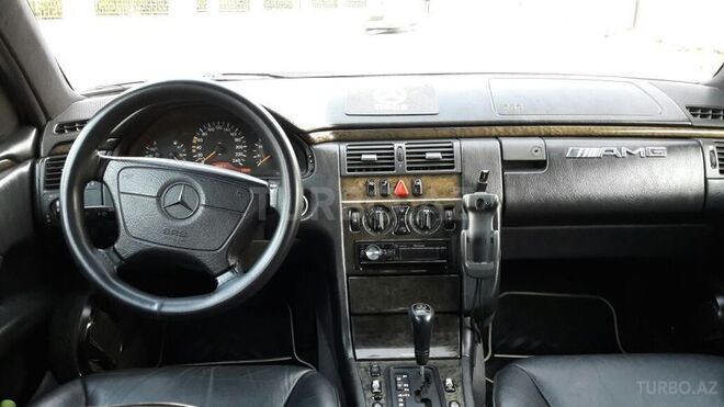Mercedes E 240 1998, 270,300 km - 2.4 л - Bakı