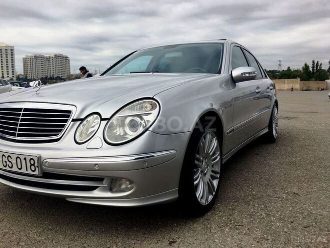 Mercedes E 320 2004, 255,000 km - 3.2 l - Bakı
