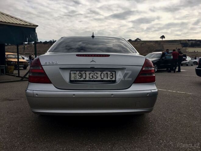 Mercedes E 320 2004, 255,000 km - 3.2 l - Bakı