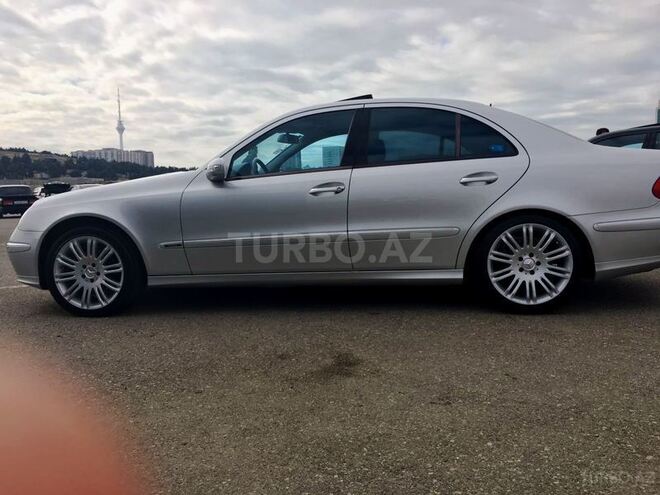 Mercedes E 320 2004, 255,000 km - 3.2 l - Bakı