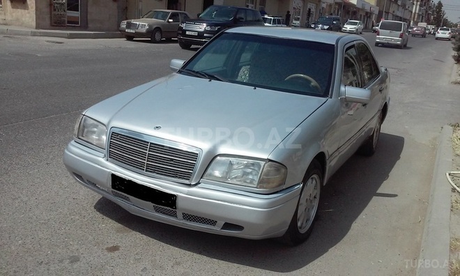 Mercedes C 220 1994, 250,000 km - 2.2 l - Bakı
